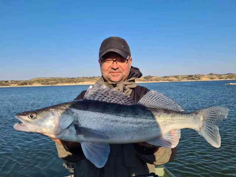 Rybolov ve Španělsku - Rio Ebro  - foto 2