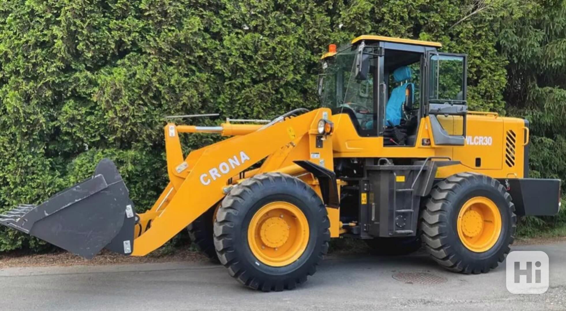 Kolový nakladač CR-30,hmotnost 8100 kg - Nakladač - foto 1