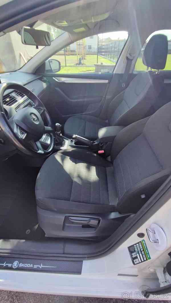 Škoda Octavia 1,8 TSI | 132 kW | 2013 | Nepojízd - foto 16
