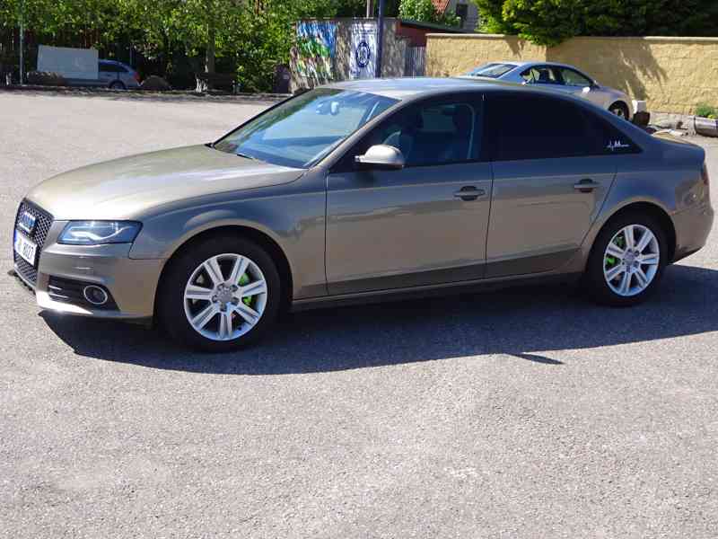 Audi A4 2.0 TFSI r.v.2010 serviska Koupeno v ČR - foto 3