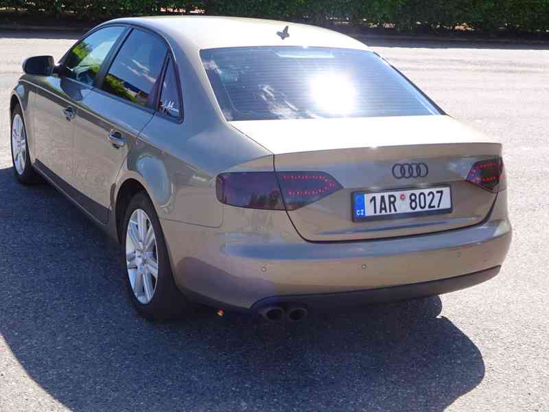 Audi A4 2.0 TFSI r.v.2010 serviska Koupeno v ČR - foto 4