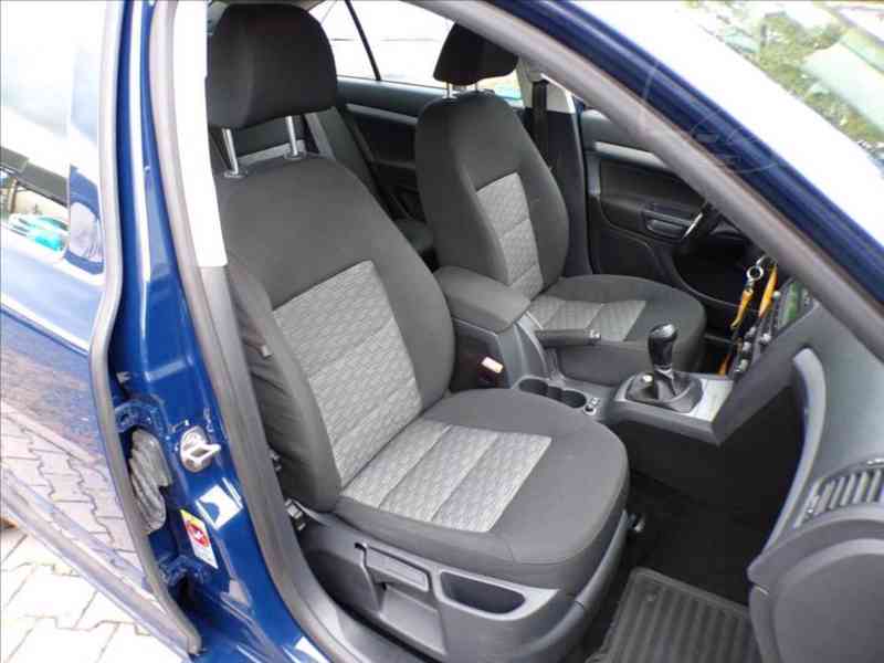 Škoda Octavia 1,4 TSI 1.MAJITEL ČR - foto 13