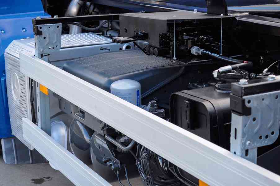 MERCEDES AXOR 1829 - HÁKOVÝ NOSIČ KONTEJNERŮ EU5 - foto 29