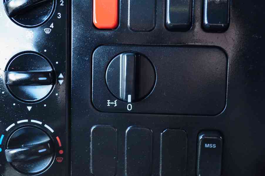 MERCEDES AXOR 1829 - HÁKOVÝ NOSIČ KONTEJNERŮ EU5 - foto 65