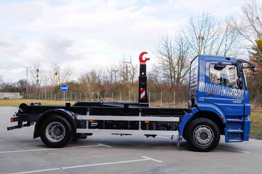 MERCEDES AXOR 1829 - HÁKOVÝ NOSIČ KONTEJNERŮ EU5 - foto 7