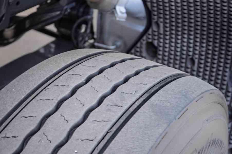 MERCEDES AXOR 1829 - HÁKOVÝ NOSIČ KONTEJNERŮ EU5 - foto 97