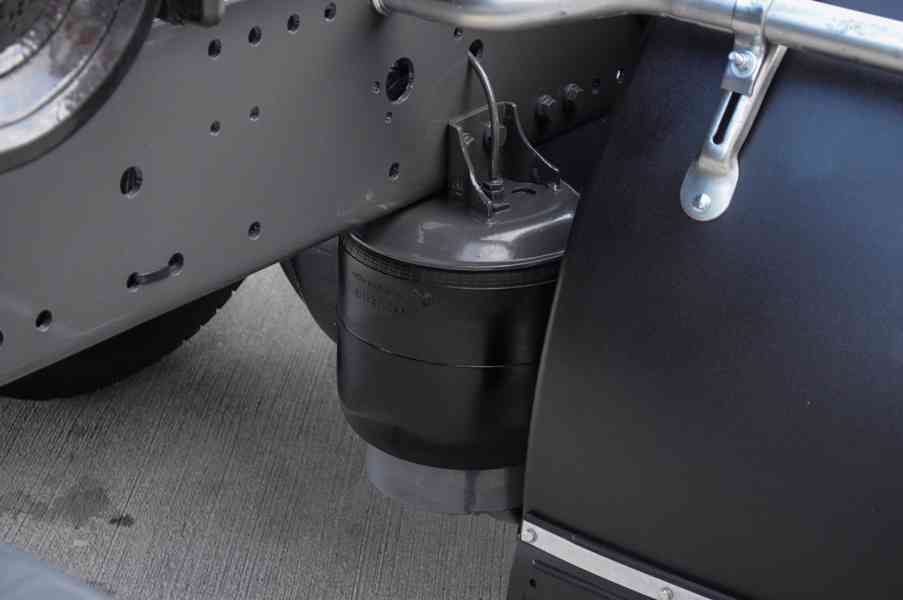 MERCEDES AXOR 1829 - HÁKOVÝ NOSIČ KONTEJNERŮ EU5 - foto 21