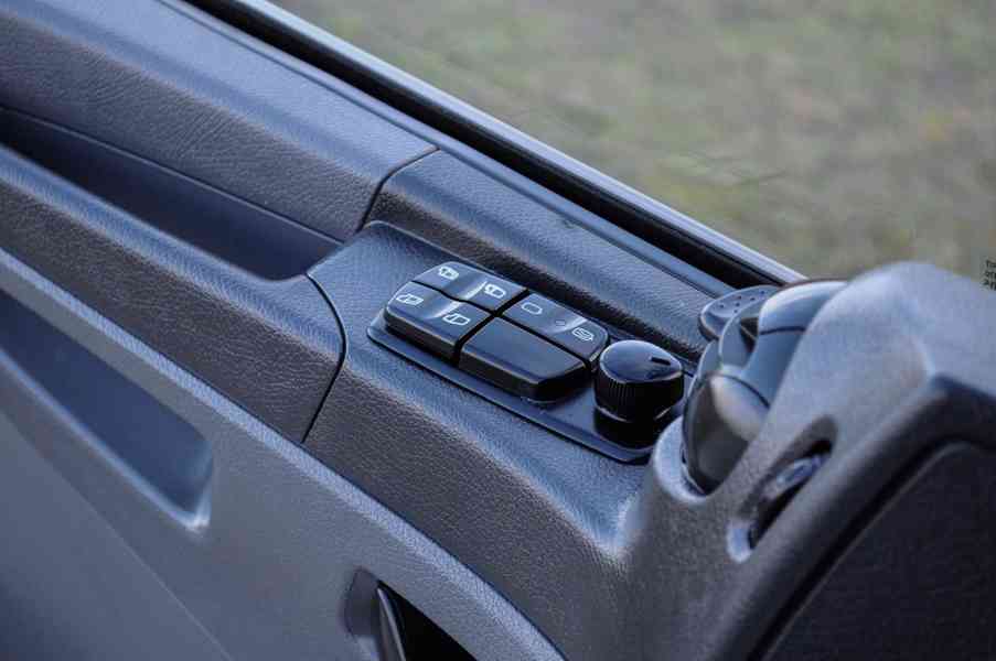 MERCEDES AXOR 1829 - HÁKOVÝ NOSIČ KONTEJNERŮ EU5 - foto 60