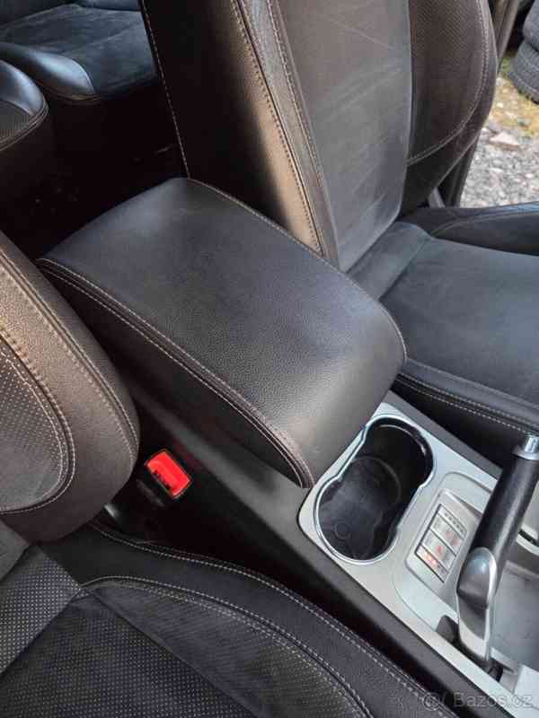 Ford Galaxy 2,0   TDCi 103Kw 7 míst - foto 15