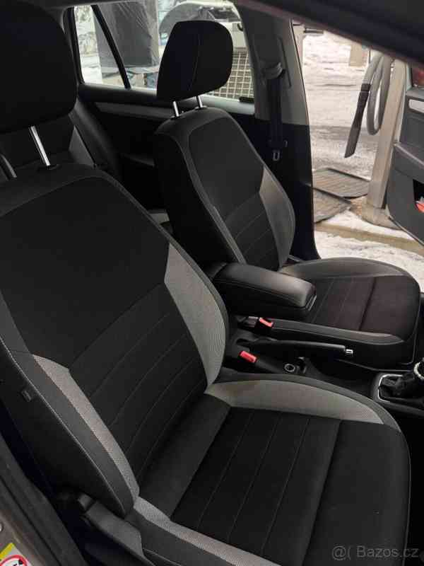 Škoda Rapid 1,0   2018 - foto 18