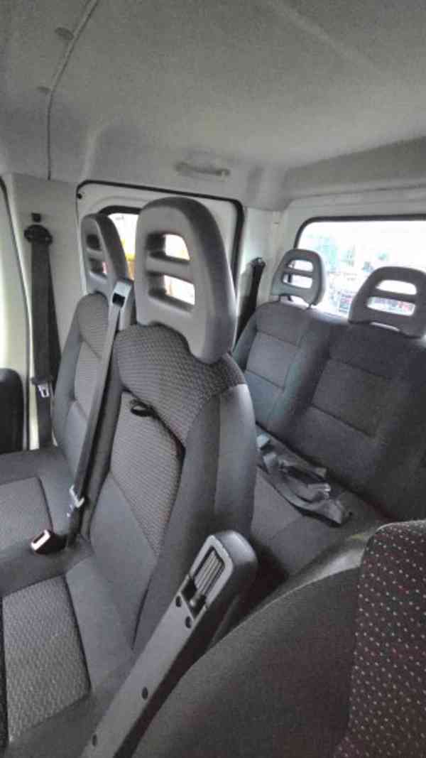 3.5t sklápěč 7míst Peugeot Boxer 2.2HDi 103kW - foto 8