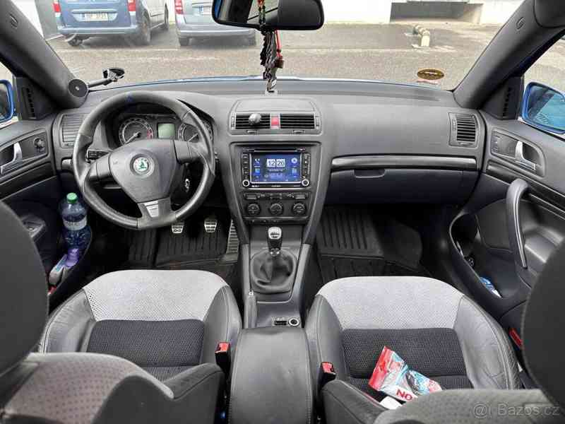 Škoda Octavia 2,0 TDI CR DPF RS Combi  2 rs Tdi Combi 147kw - foto 7