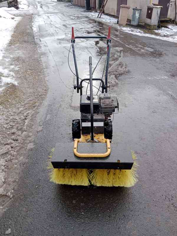 Zametací kartáč  - foto 2