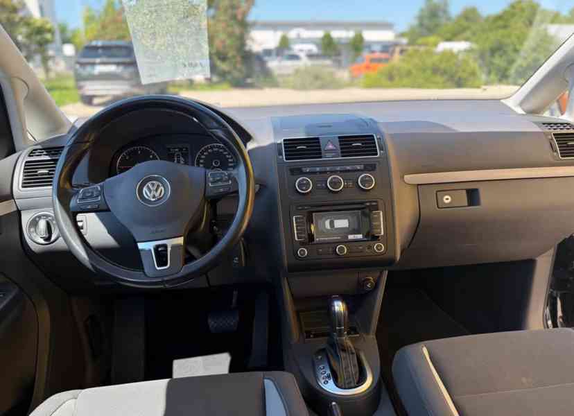 Volkswagen Touran 2,0TDI Life 103kw - foto 11