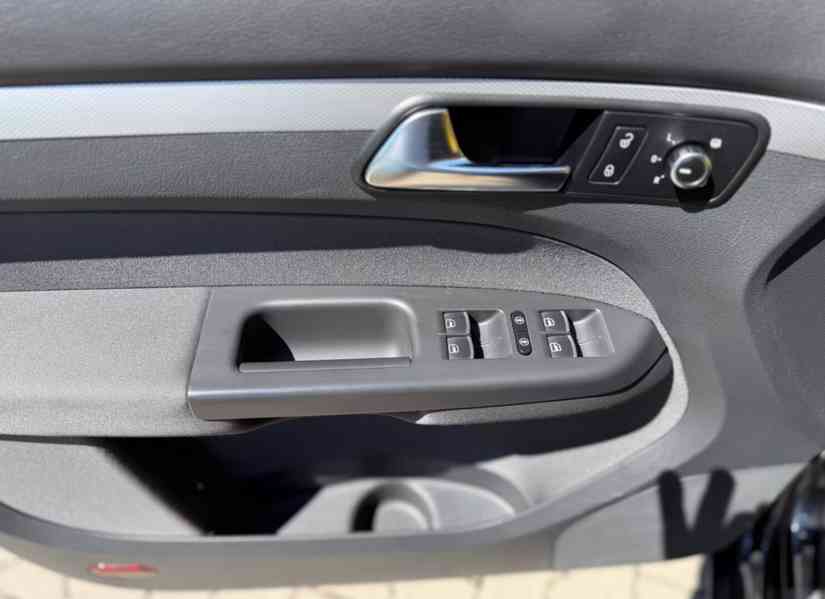 Volkswagen Touran 2,0TDI Life 103kw - foto 20