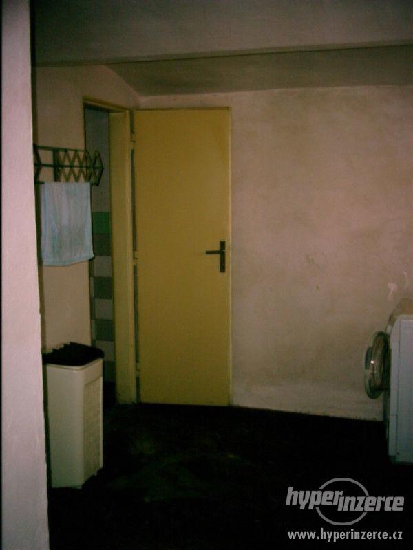 Prodej rodinného domu - Týniště - Zubrnice, okr.Ústí n.L. - foto 15
