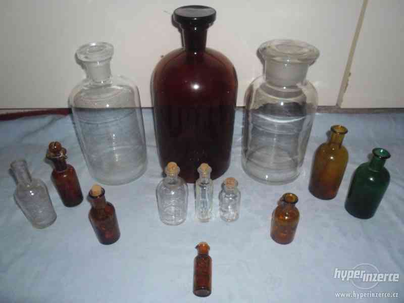 Staré doktorské láhve 13 kusů - foto 2