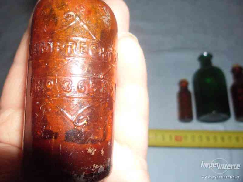 Staré doktorské láhve 13 kusů - foto 18