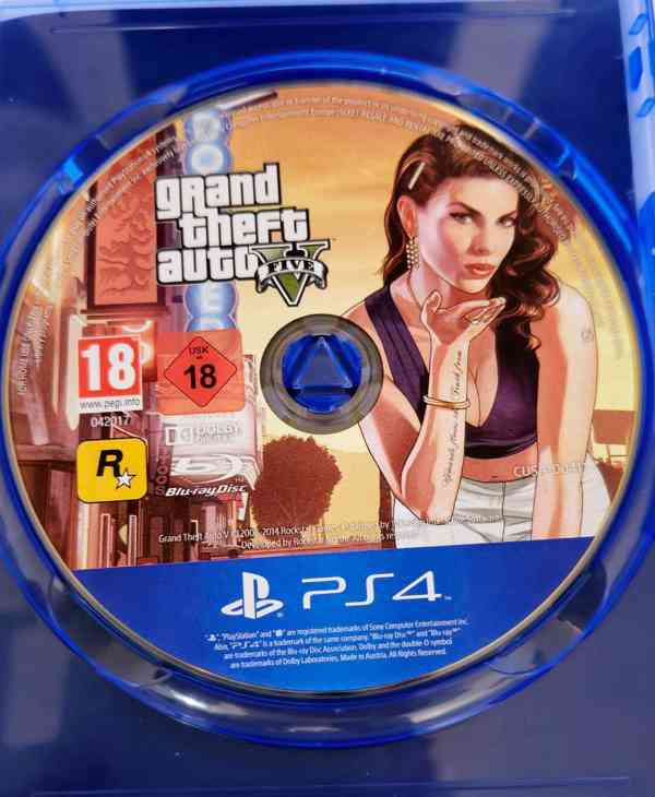 Grand Theft Auto V (GTA 5): Premium Edition - PS4/PS5 - foto 4