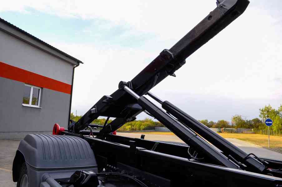 MERCEDES ATEGO 1626 HÁKOVÝ NOSIČ KONTEJNERŮ HYDRAULICKÁ RUKA - foto 89