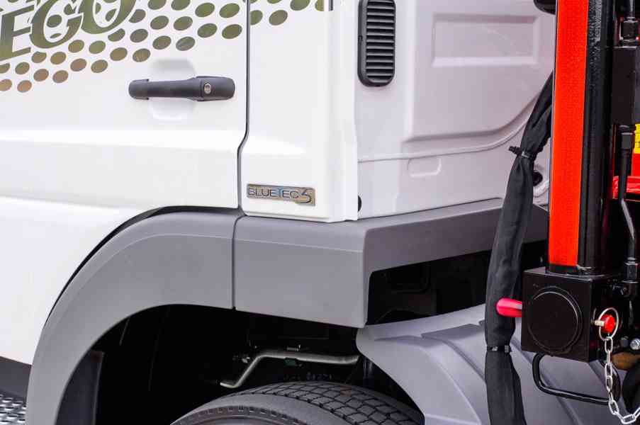 MERCEDES ATEGO 1626 HÁKOVÝ NOSIČ KONTEJNERŮ HYDRAULICKÁ RUKA - foto 36