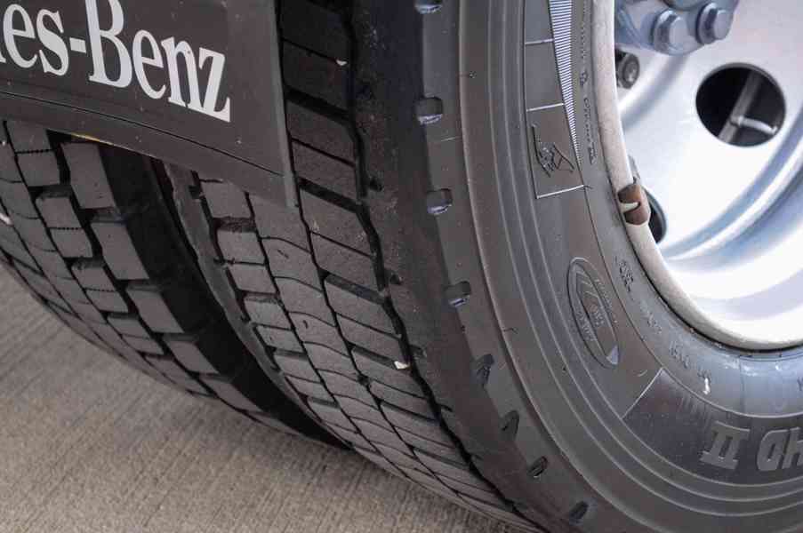 MERCEDES ATEGO 1626 HÁKOVÝ NOSIČ KONTEJNERŮ HYDRAULICKÁ RUKA - foto 18