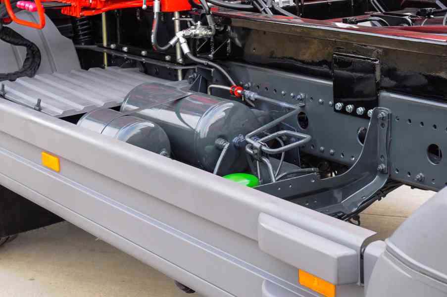 MERCEDES ATEGO 1626 HÁKOVÝ NOSIČ KONTEJNERŮ HYDRAULICKÁ RUKA - foto 28