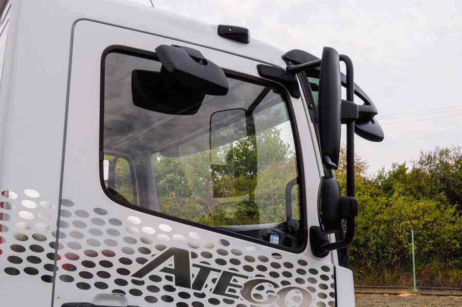 MERCEDES ATEGO 1626 HÁKOVÝ NOSIČ KONTEJNERŮ HYDRAULICKÁ RUKA - foto 10