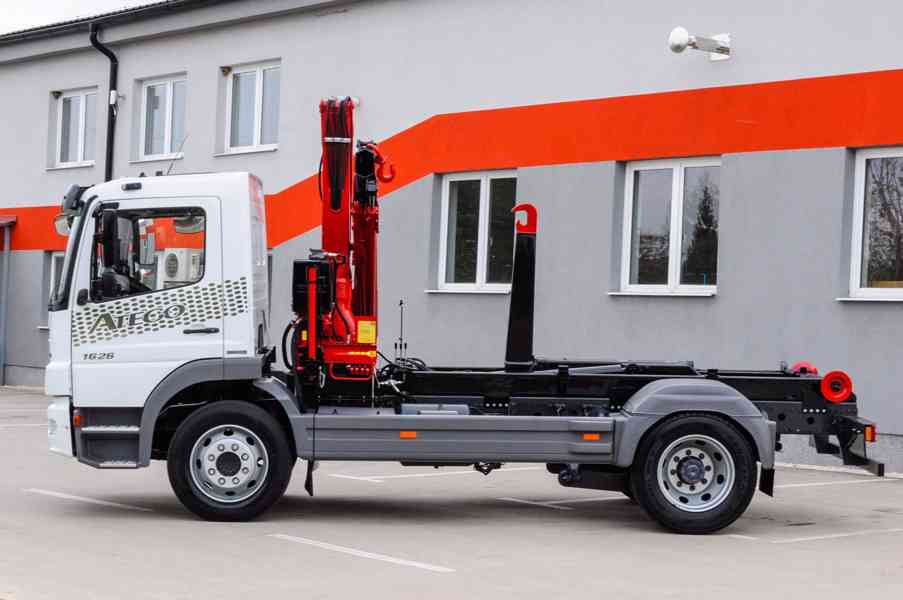 MERCEDES ATEGO 1626 HÁKOVÝ NOSIČ KONTEJNERŮ HYDRAULICKÁ RUKA - foto 4