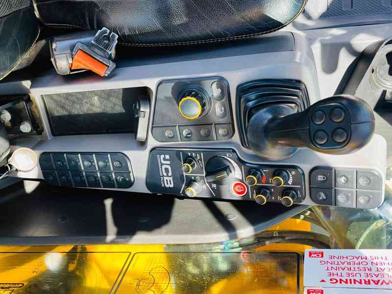 Pásové rypadlo JCB 220X (Možnost leasingu) - foto 10
