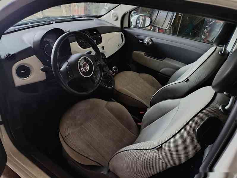 Fiat 500 - 1.2 benzin rozprodám na ND .Přístrojovka + pásy - foto 5