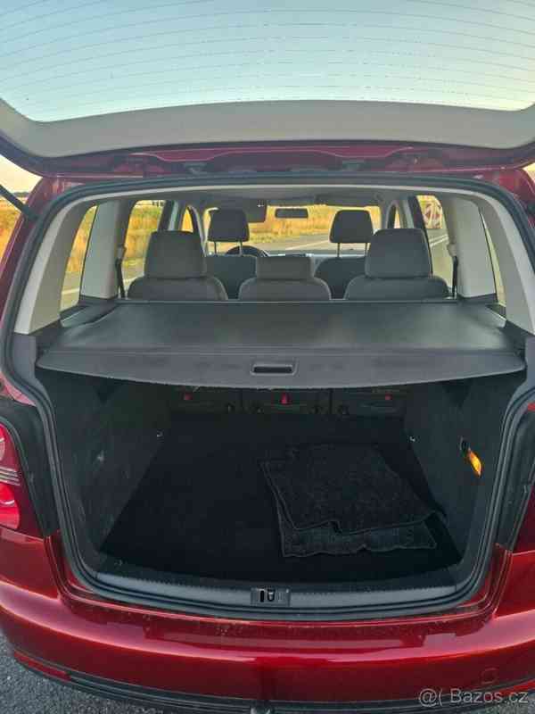 Volkswagen Touran 1,4   Tsi, 103kw - foto 19