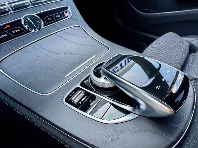 MB E300d 180kW LED Kamera 18" AVANDGARDE 2021 pouze 88t km - foto 10