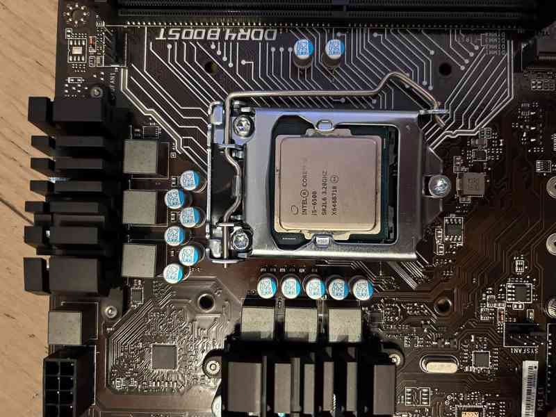 MSI B150 PC MATE + Intel i5-6500 - foto 3