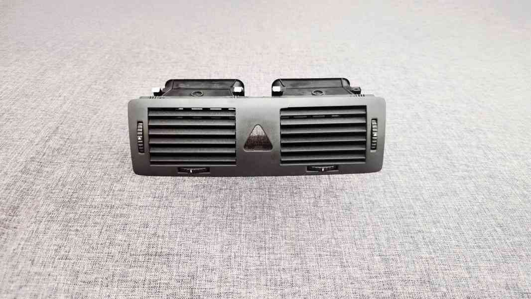 TOP stav!!! Škoda FABIA I středové výdechy ventilace topení - foto 1