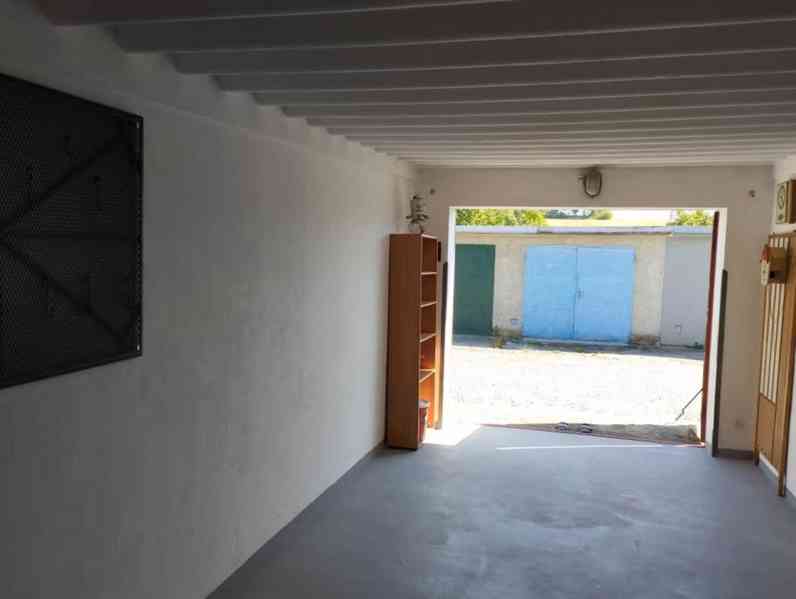 Garáž, Třebíč Bartuškobva ulice - foto 5