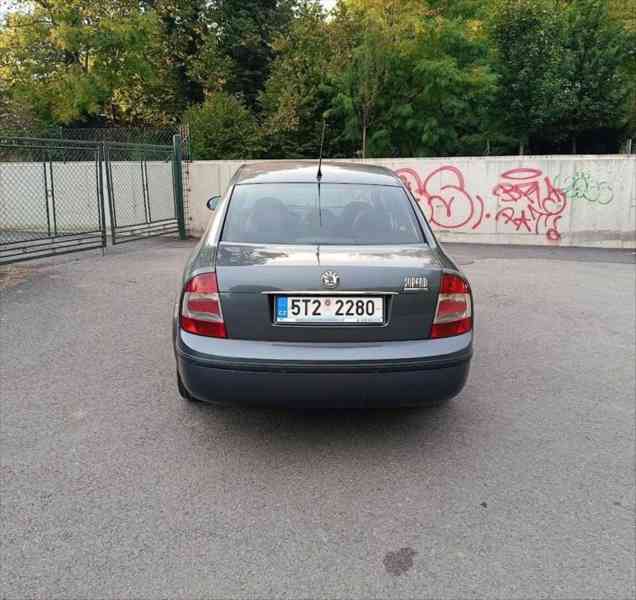 Škoda Superb 1,9   TDI (2008) – jen 190 250 km - foto 2
