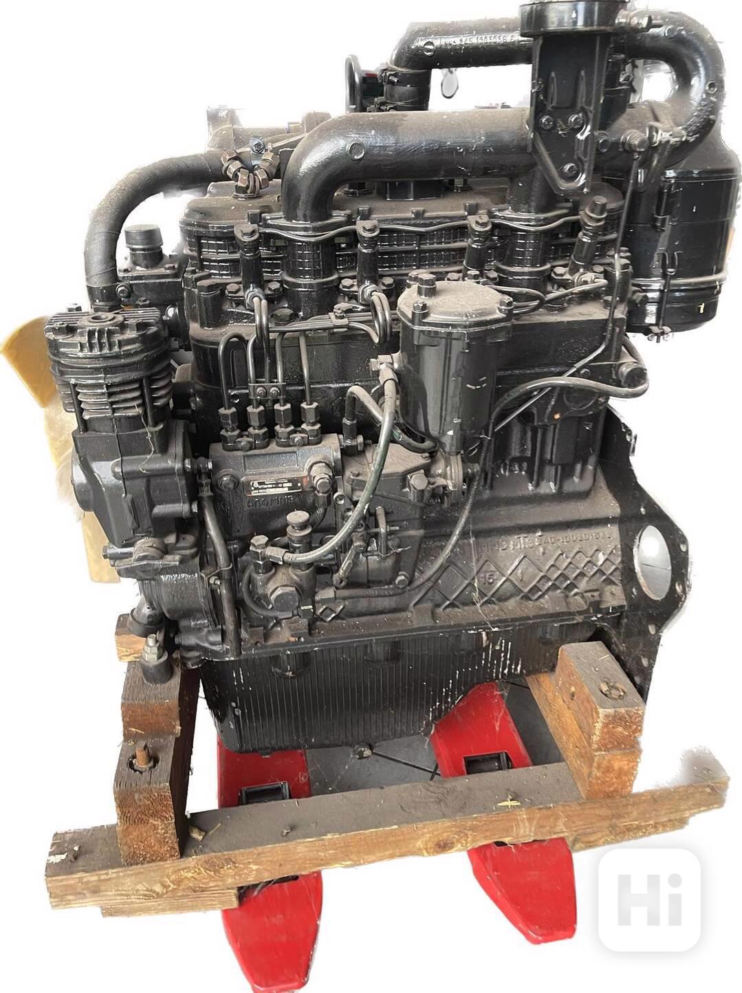 Díly na motor MMZ Belorus na bagr Belarus D65 M - foto 1