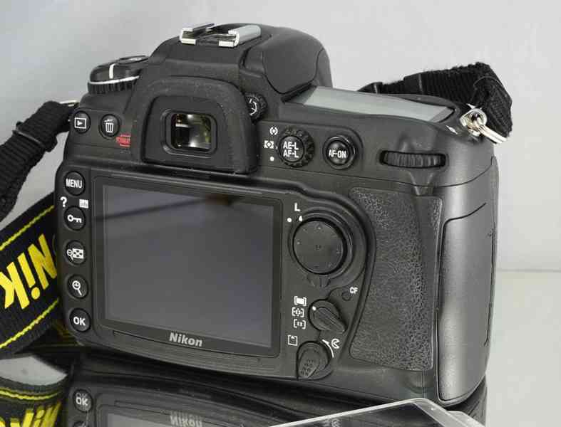 Nikon D300 **12.3 MPix CMOS*JPEG+RAW*16200 Exp. - foto 6