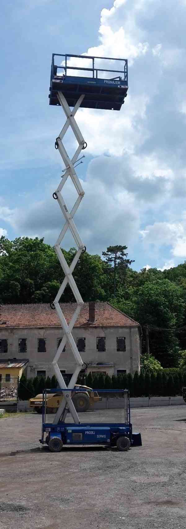 Vysokozdvižná plošina GSL S 111 D 16 4x4 - foto 5