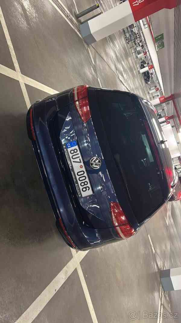 Volkswagen Passat 2,0   b8 - foto 10
