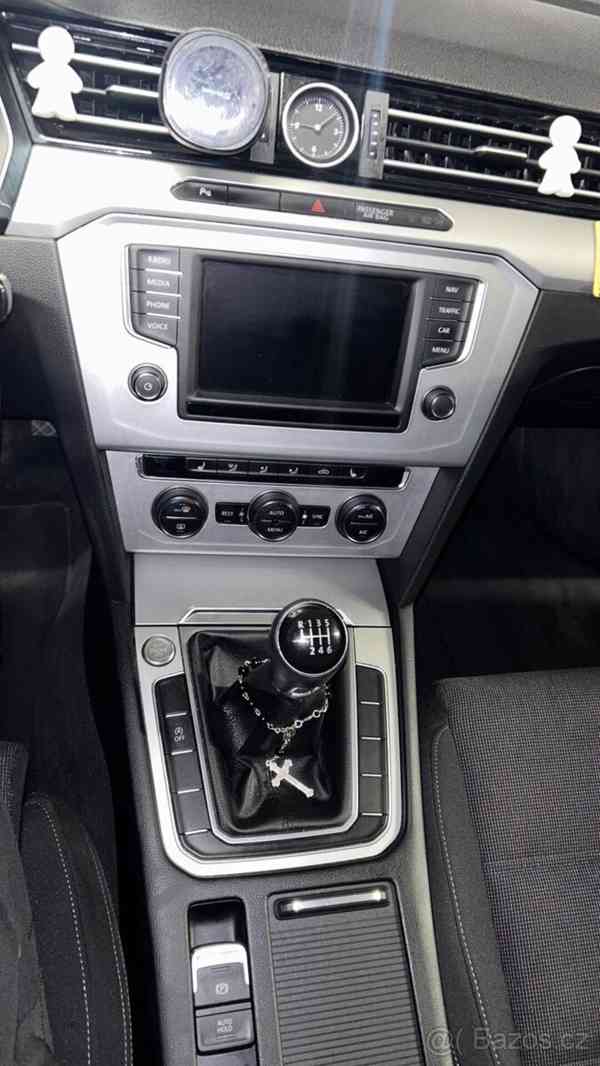 Volkswagen Passat 2,0   b8 - foto 6