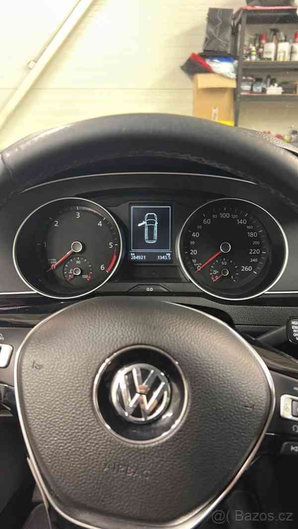 Volkswagen Passat 2,0   b8 - foto 12