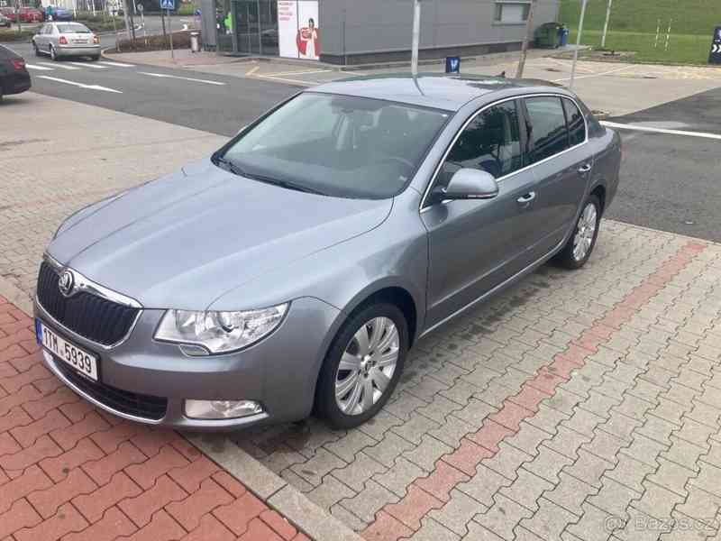 Škoda Superb 2,2   2 - foto 1