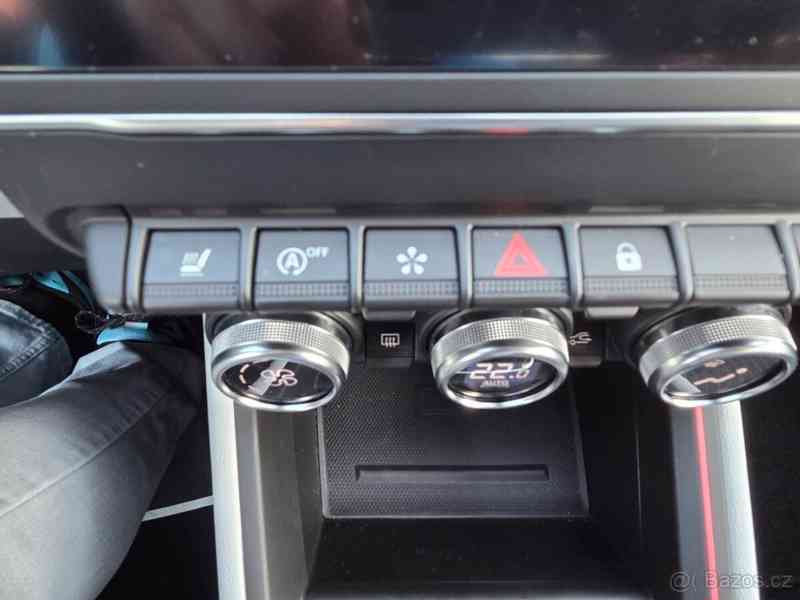 Renault Clio 1,3   103 kW, r. v. 2023 - foto 19