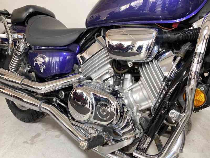 Honda VF 750C Magna - foto 7