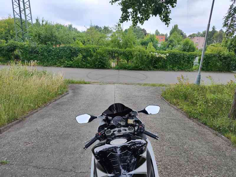 Honda CBR1000RR Fireblade, najeto 32 tkm - foto 5