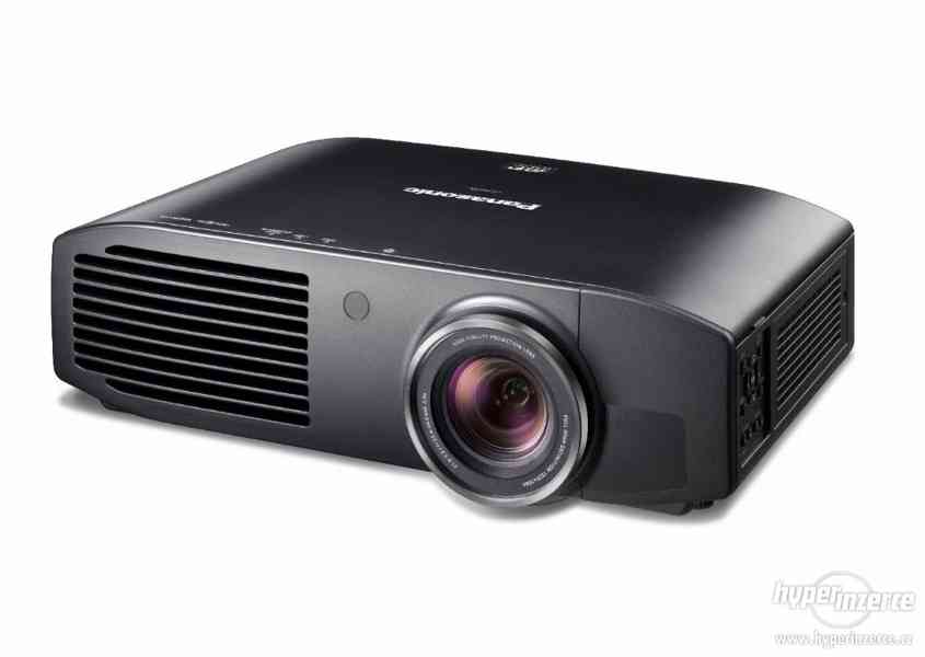 Prodám použitý projektor PT-AT6000E se zárukou 2 roky - foto 1