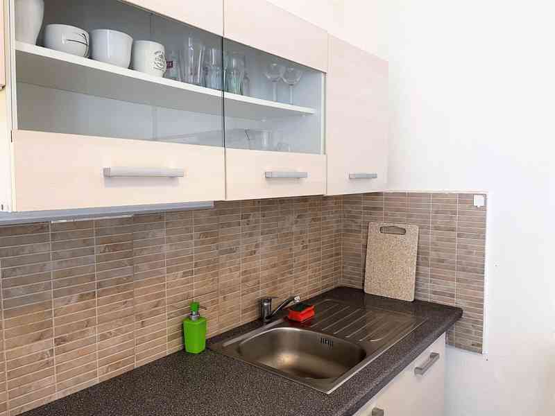 NABÍDKA PRONÁJMU CIHLOVÉHO BYTU 2+1 NA ULICI PEKAŘSKÁ V BRNĚ - foto 8