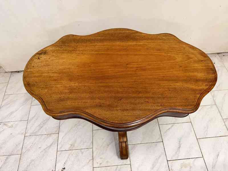 Starožitný elegantní stůl  - foto 2